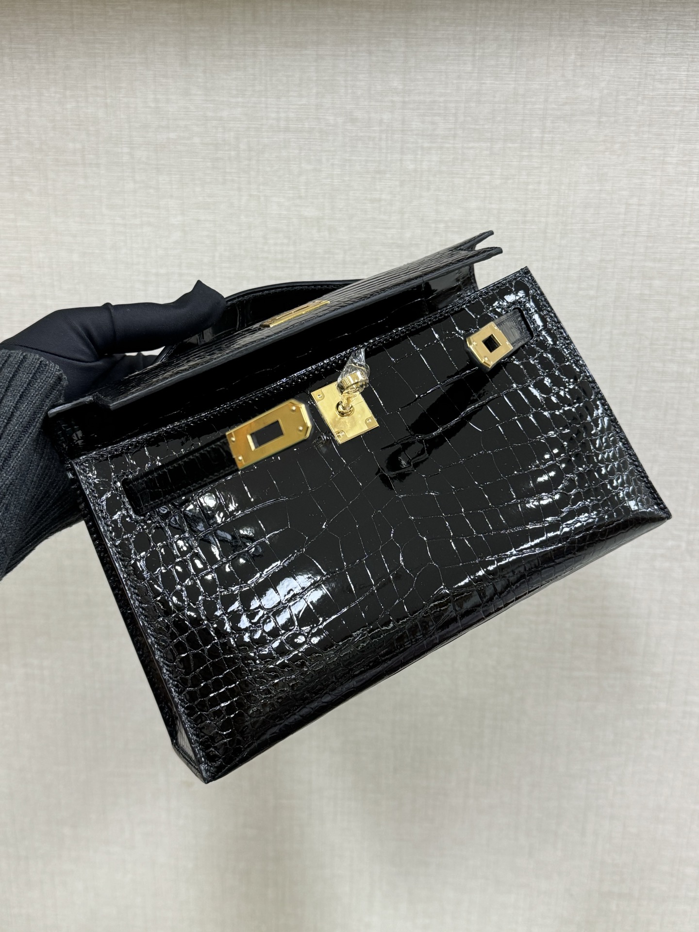 Hermes Kelly Black Crocodile 22cm evening everyday