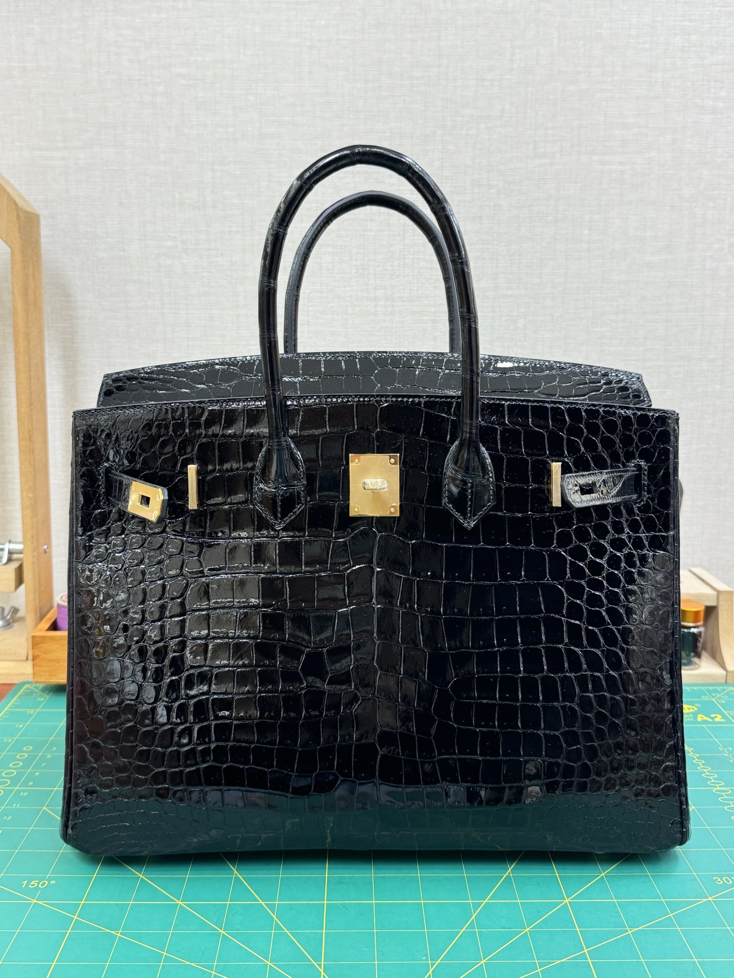 Hermes Birkin 35 Black crocodile embossed patent 35 work everyday