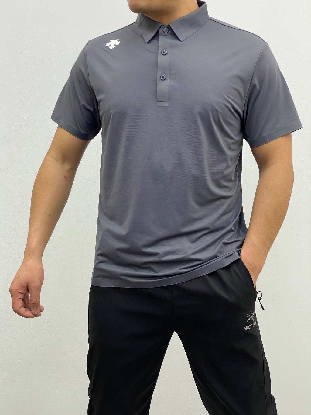 Descente Kleding Polo T-Shirt Zwart Grijs Wit Mannen Zomercollectie Korte mouw