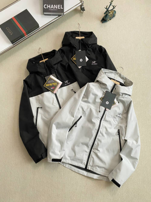 Arc'teryx 3-in-1 Waterproof Gore-Tex Hooded Jacket | Detachable Fleece Liner 1 Arc'teryx 3-in-1 Waterproof Gore-Tex Hooded Jacket | Detachable Fleece Liner