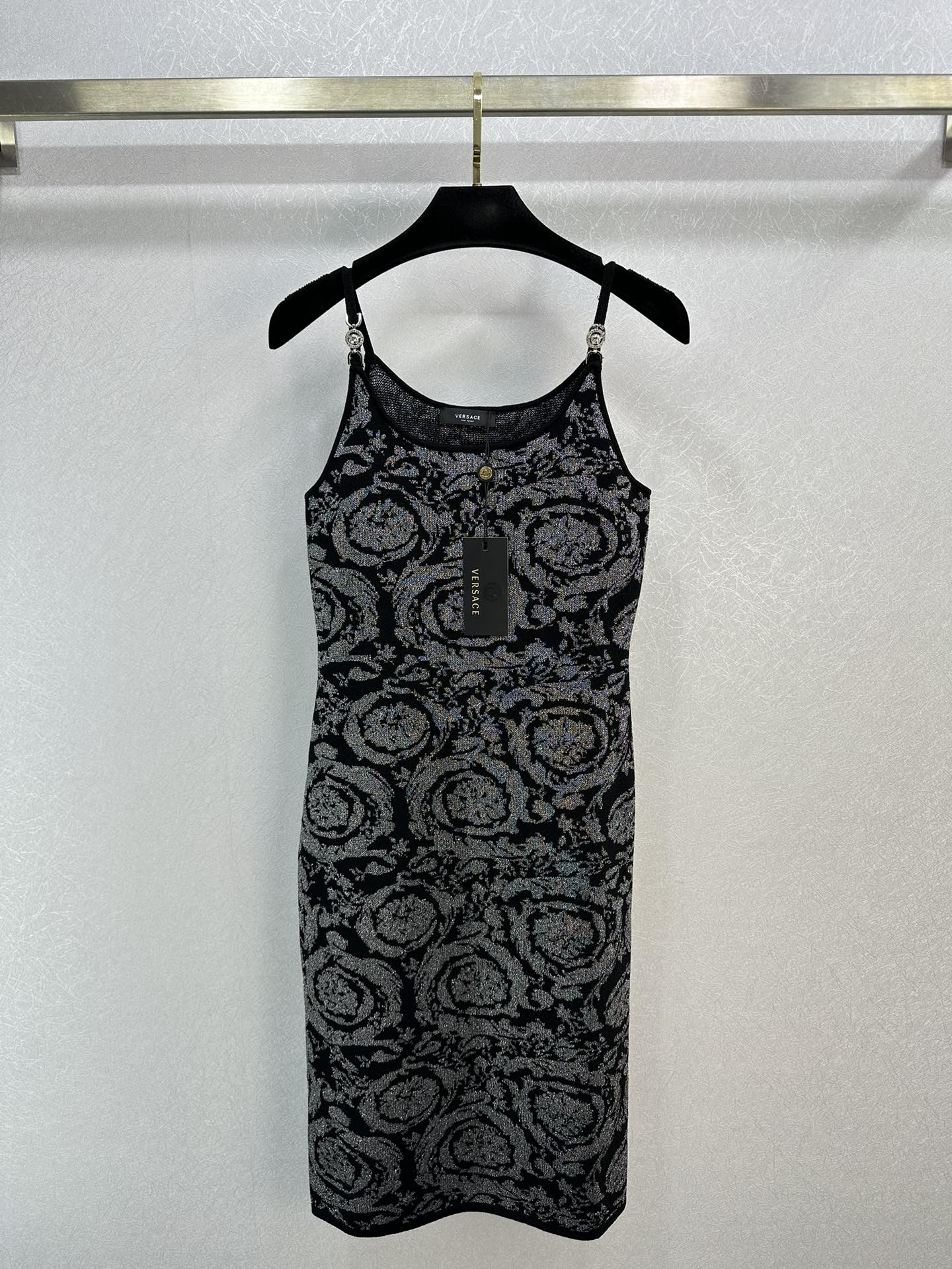 2023 Replica
 Versace Wholesale
 Clothing Dresses Tank Top Black White Printing Knitting Fashion