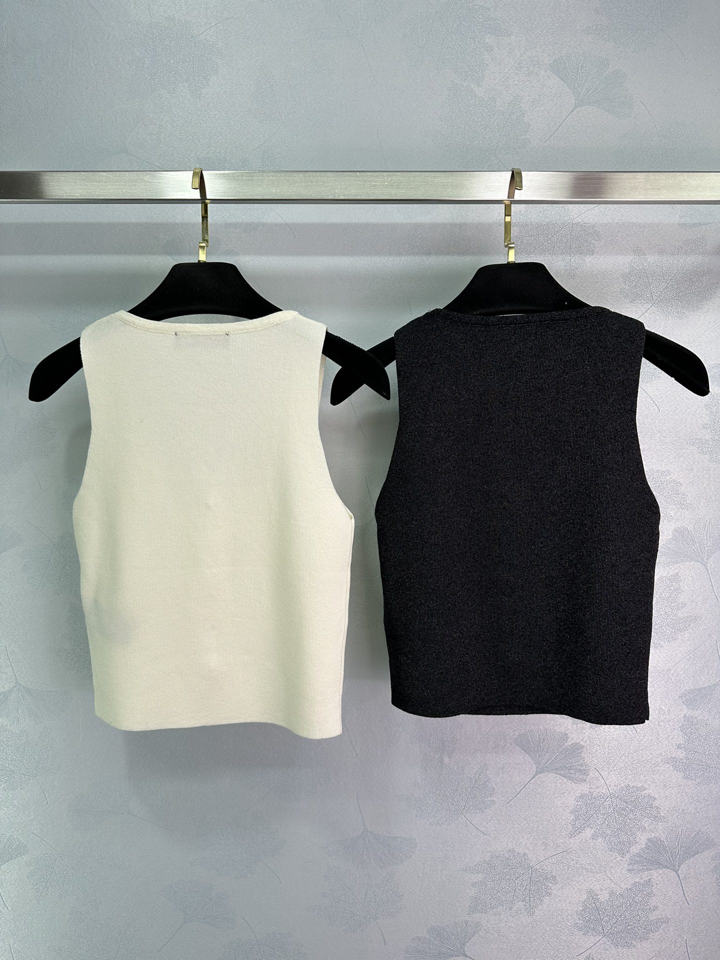 “New Balman Knit Vest Set: Custom Fabric, Metal Jars, 2 Colors, 3 Yards” - 图片 9