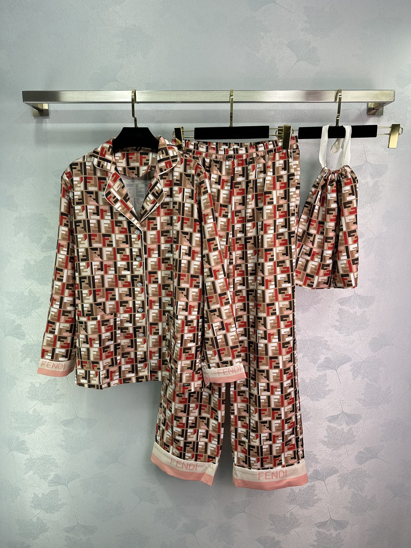 Fe*2024AW Season: Feminine Dresses, Pyjamas, and Monogram Prints in New Collection