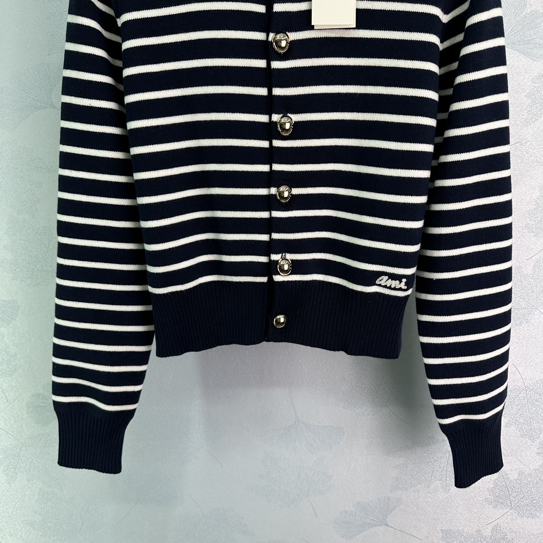 New Falls Classic Female Suit: Advanced Retro Style with High Quality Details - 图片 6