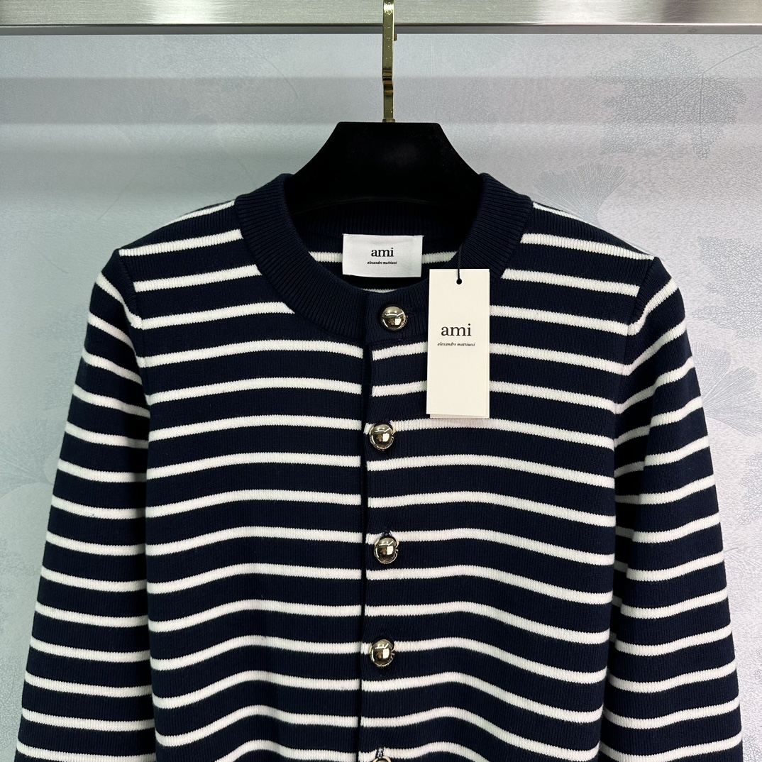 New Falls Classic Female Suit: Advanced Retro Style with High Quality Details - 图片 4