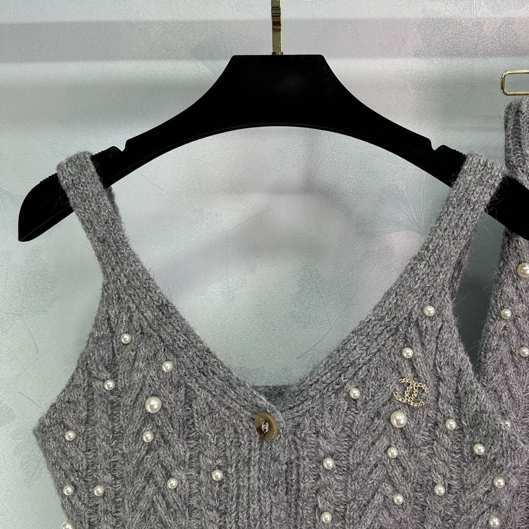 Ch’s New Knitting Suit with Classic Vests and Pearl Embroidery for Super Body Size - 图片 2