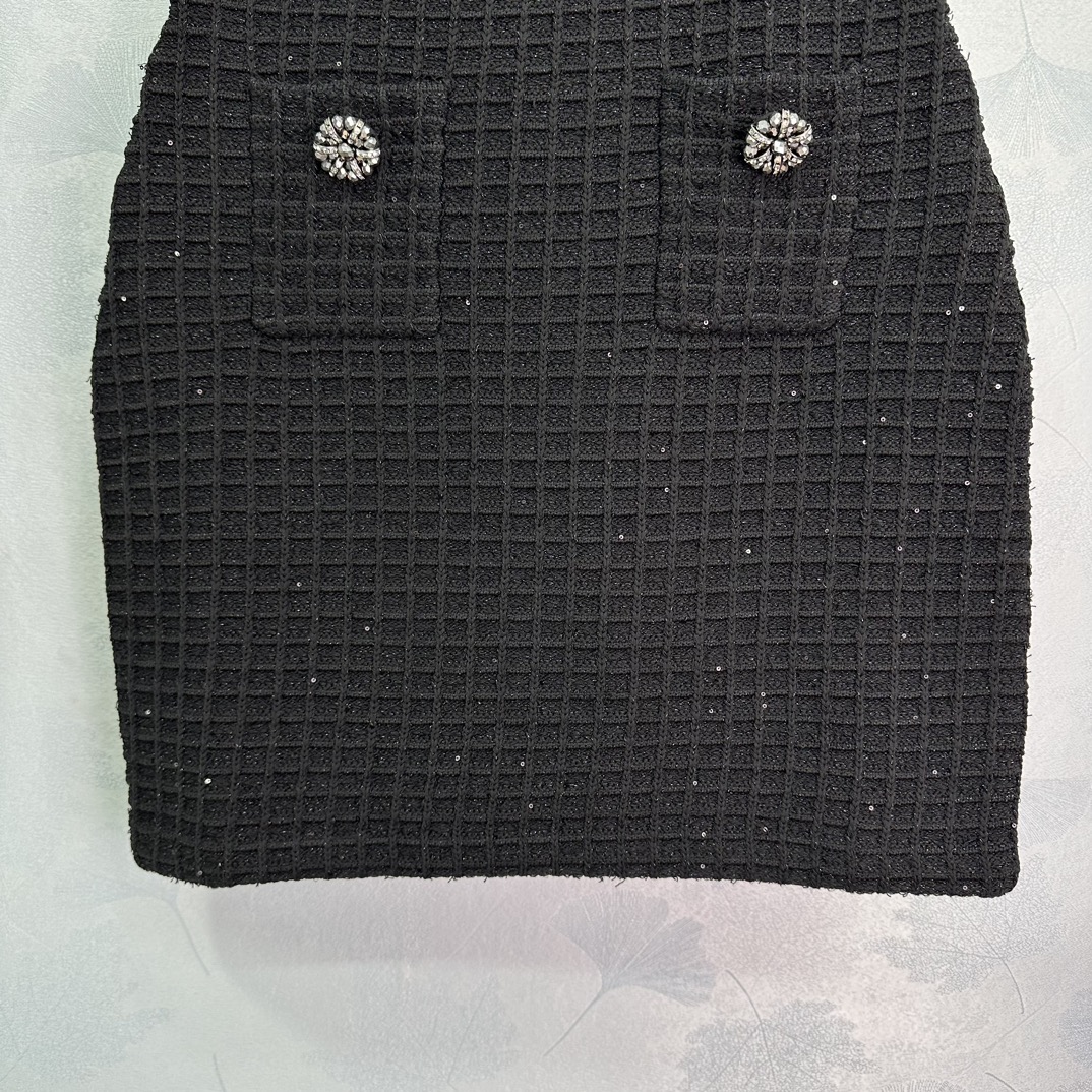 New 2024 Self-Portrait Dress: Brown Knit Shorts for Stylish Women, 2 Colors. - 图片 7