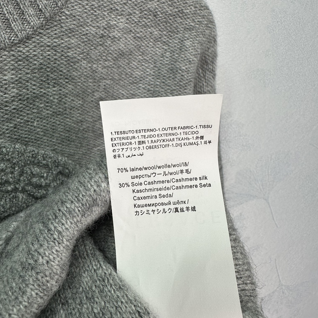 Tailor-Made Wool Sweaters Enhance P483 Women’s Suit with Round-Collar Design - 图片 8