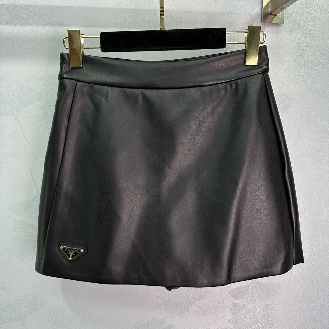 High-Quality Leather Coats with Short Skirts in Pula 2024AW Fashion Collection - 图片 7