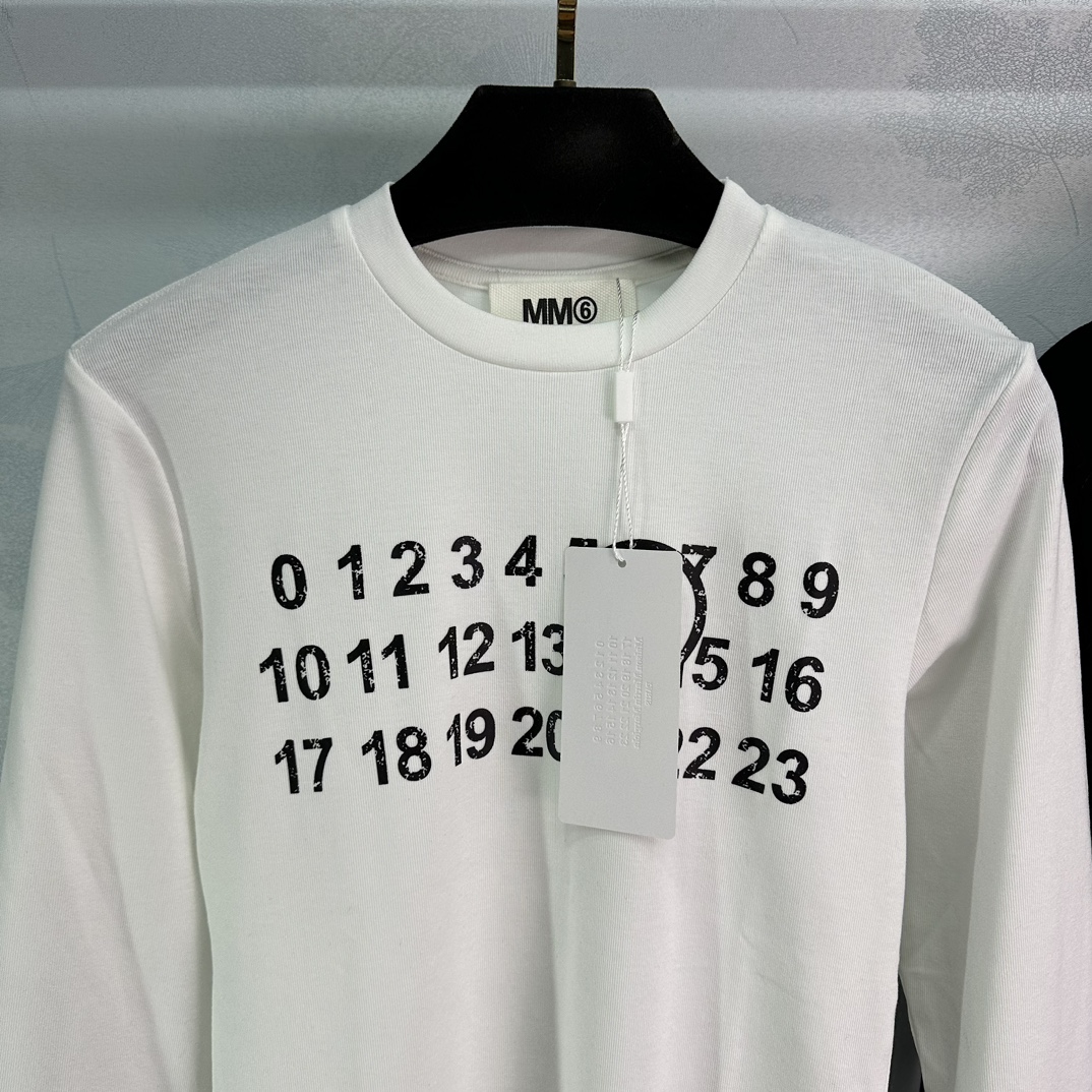 Vintage Single-Size Female Suit: MM6 Marzila, Quality, Comfort, and Style. - 图片 2