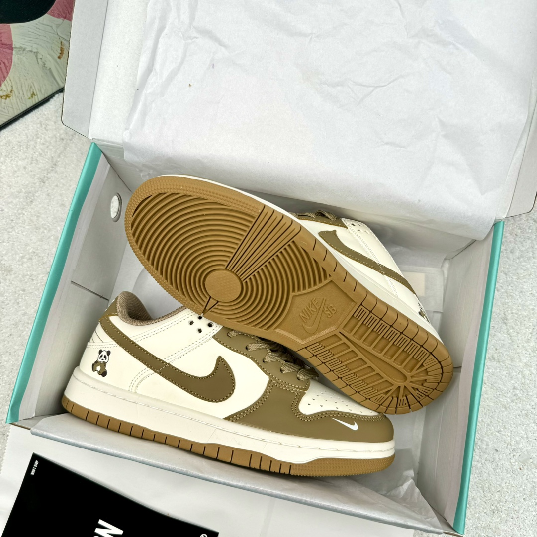 供货价:80💰dunk纯原货☘️嘎吱嘎吱响,河北高版本,原盒真标Nike Dunk SB七仔熊猫 高版本套楦工艺 正确版型 尺码36-44 男女码现货 