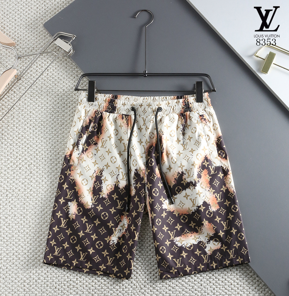 Louis Vuitton Men's 2025 Spring/Summer Quick-Dry Beach Shorts 1 i1740289652604 4934 0 0