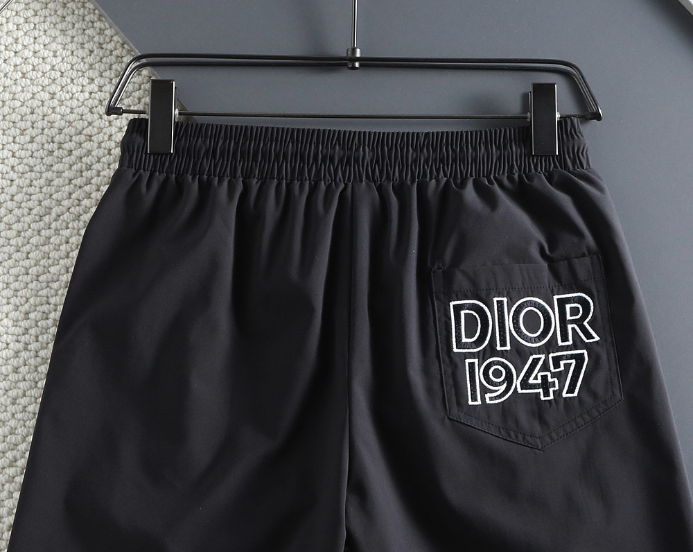 Dior 2025 Spring/Summer Quick-Dry Beach Shorts - Stylish and Comfortable 6 i1740289792915 3017 0 5
