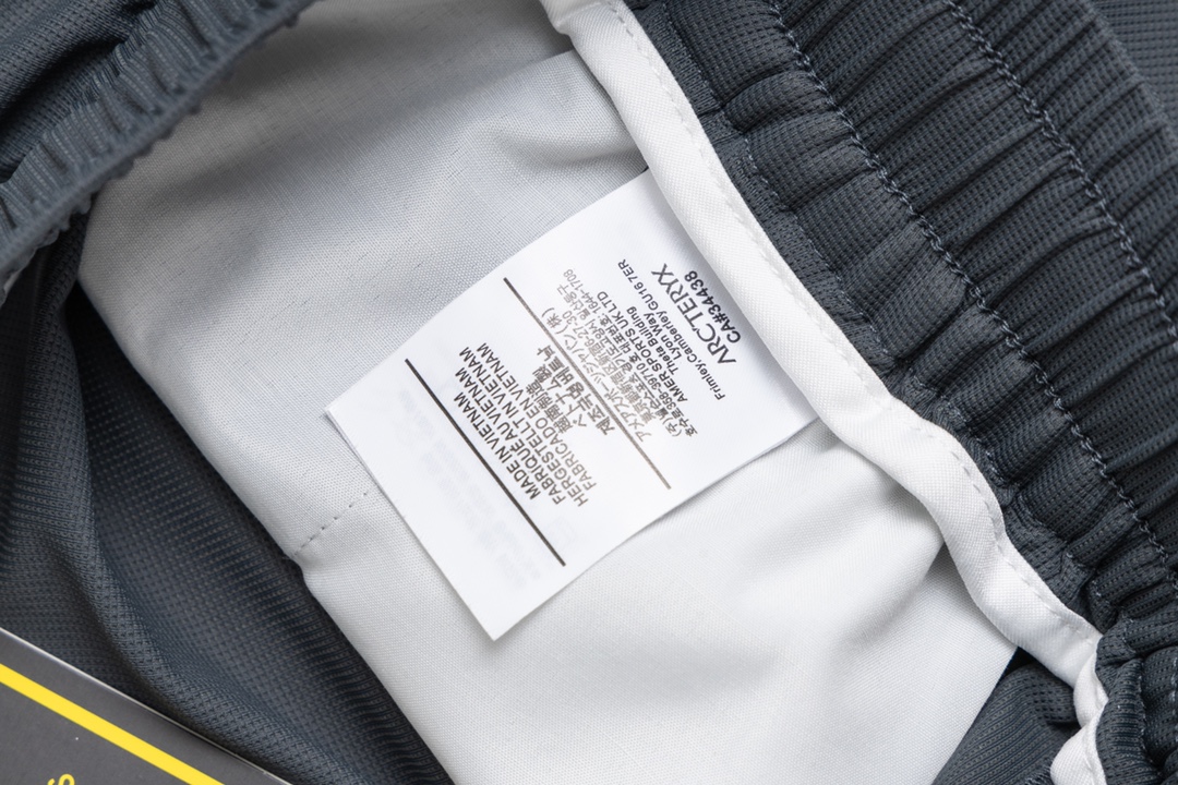 ARC’TERYX Summer Pants: Lightweight, Dry, and Perfect for Outdoor Activities - 图片 9