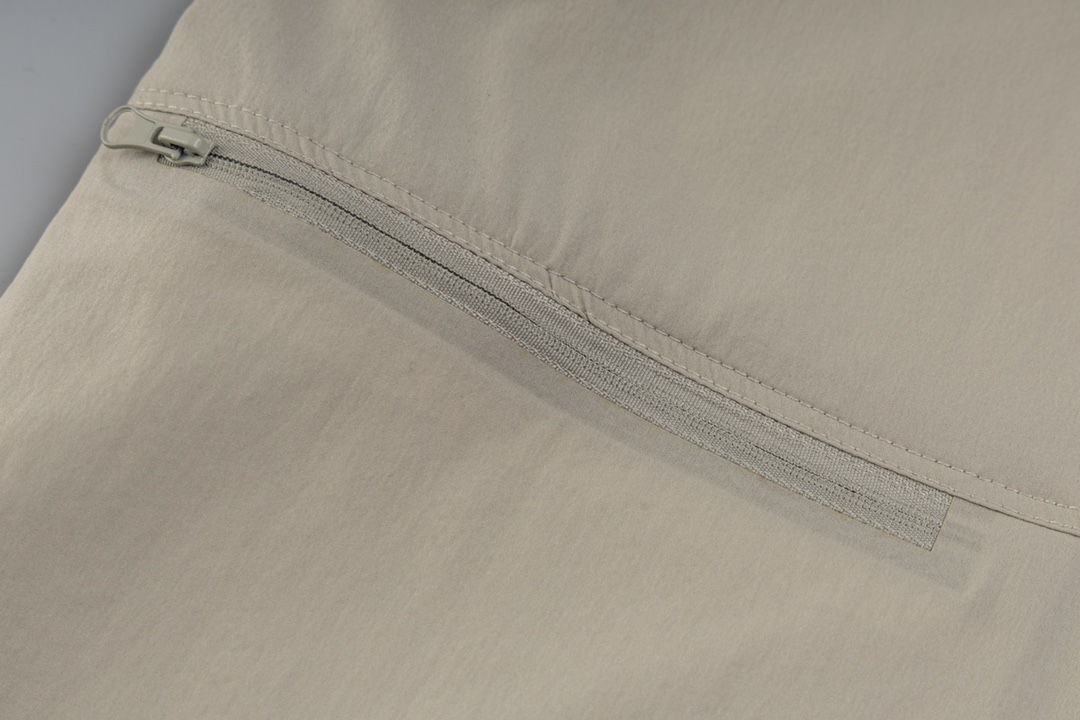 High-End Arteryx Gamma Quick Dry Shorts for Outdoor Activities - 图片 9