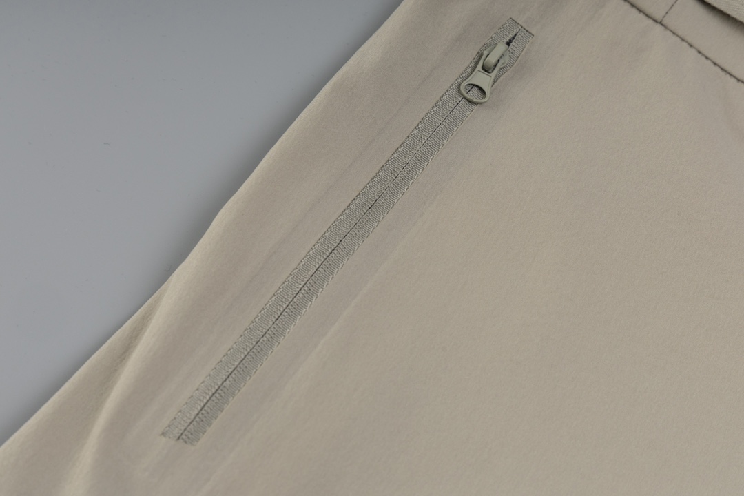 High-End Arteryx Gamma Quick Dry Shorts for Outdoor Activities - 图片 8