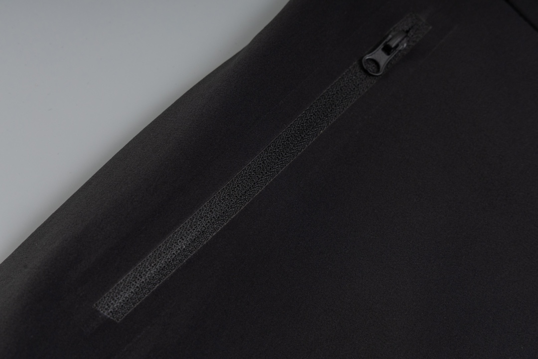 High-End Arteryx Gamma Quick Dry Shorts for Outdoor Activities - 图片 6