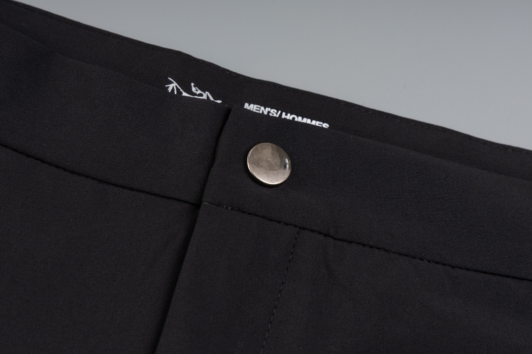 High-End Arteryx Gamma Quick Dry Shorts for Outdoor Activities - 图片 3
