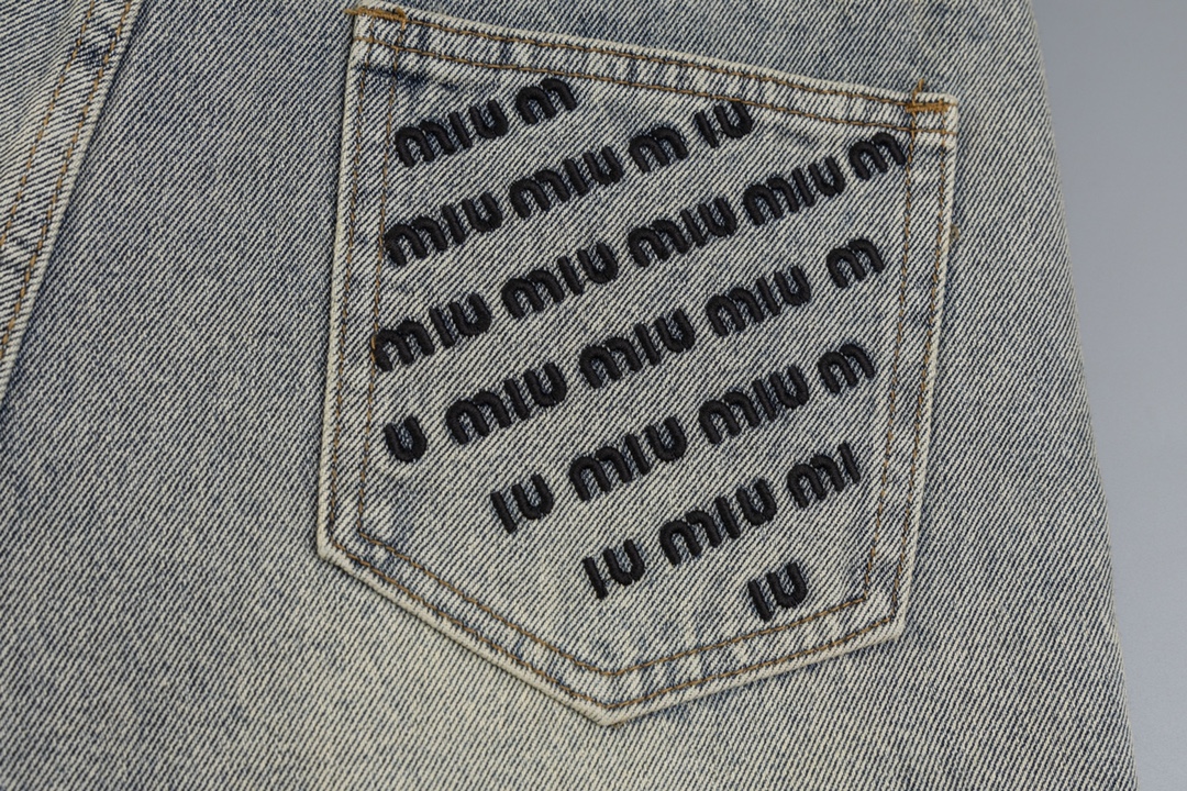 Miumiu Embroidered High Waist Jeans: Top Quality Retro Cotton Cowboy Clothes - 图片 5