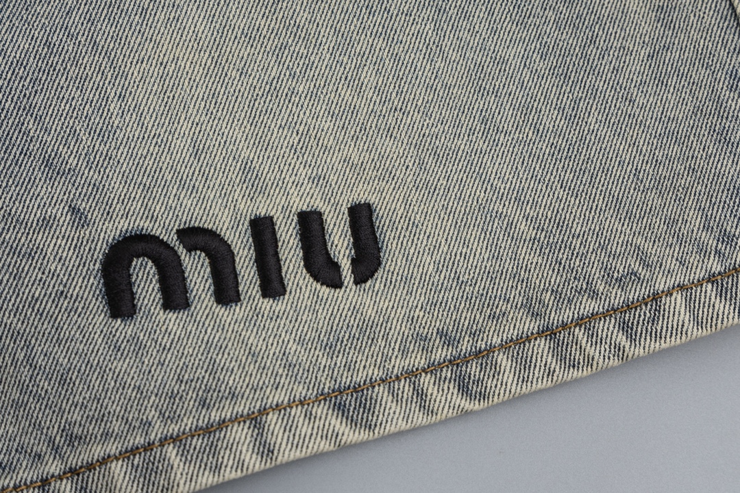 Miumiu Embroidered High Waist Jeans: Top Quality Retro Cotton Cowboy Clothes - 图片 6