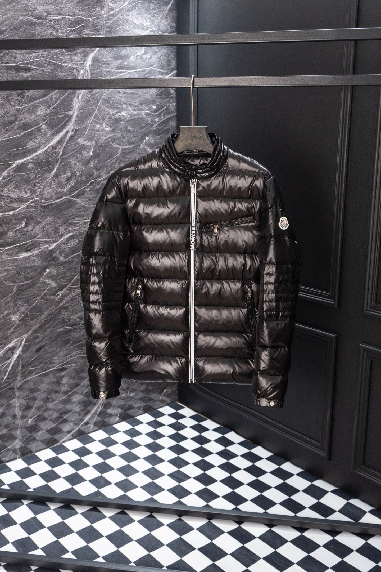 【06987】Moncler Caroux Down Jacket Size: 1 2 3 4 5