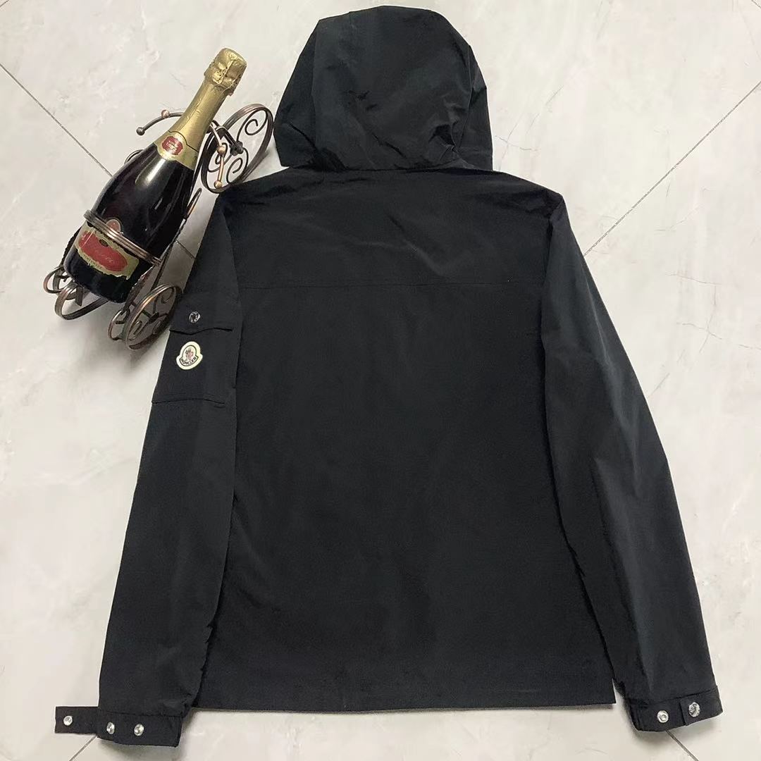 240 Cortavientos con capucha clásico Moncler bozal, tejido especial de moda, tejido de fibra de poliéster ultrafino imp…