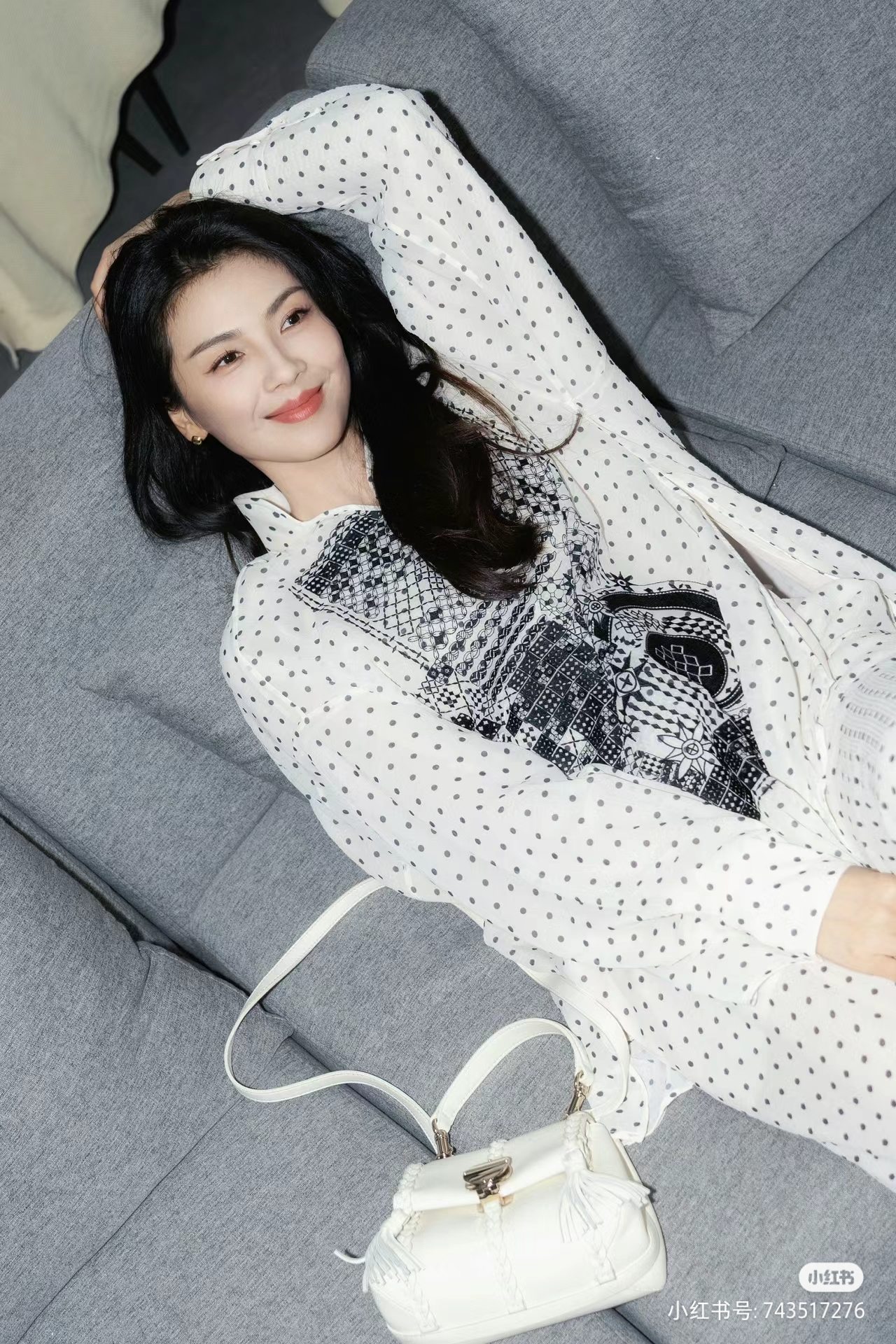 Chloé Liu Tao's same style gold coin bag #white 223