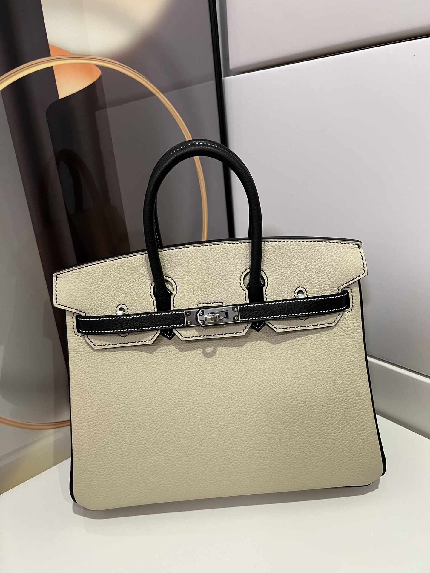 Hermès BK25 birkin imported South African Togo cowhide milkshake white with black silver buckle foreigner order