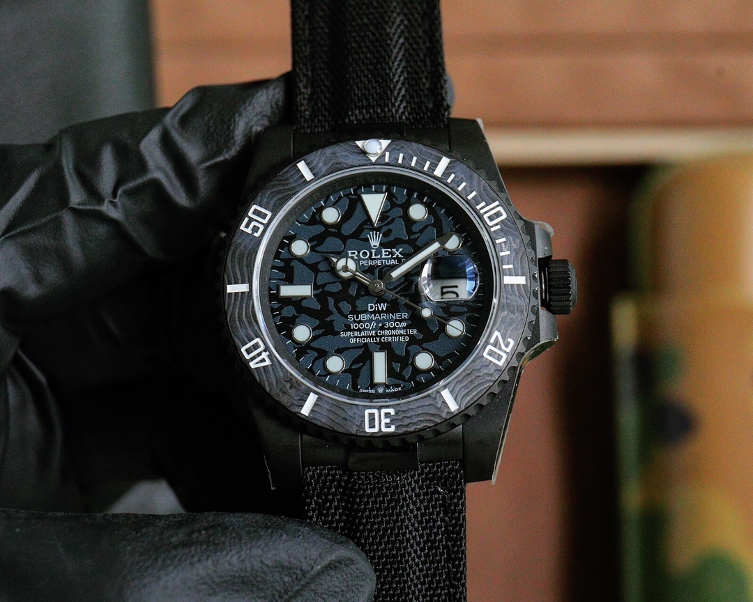 BLACK新製品発売ロレックスBLACK公式カスタム版