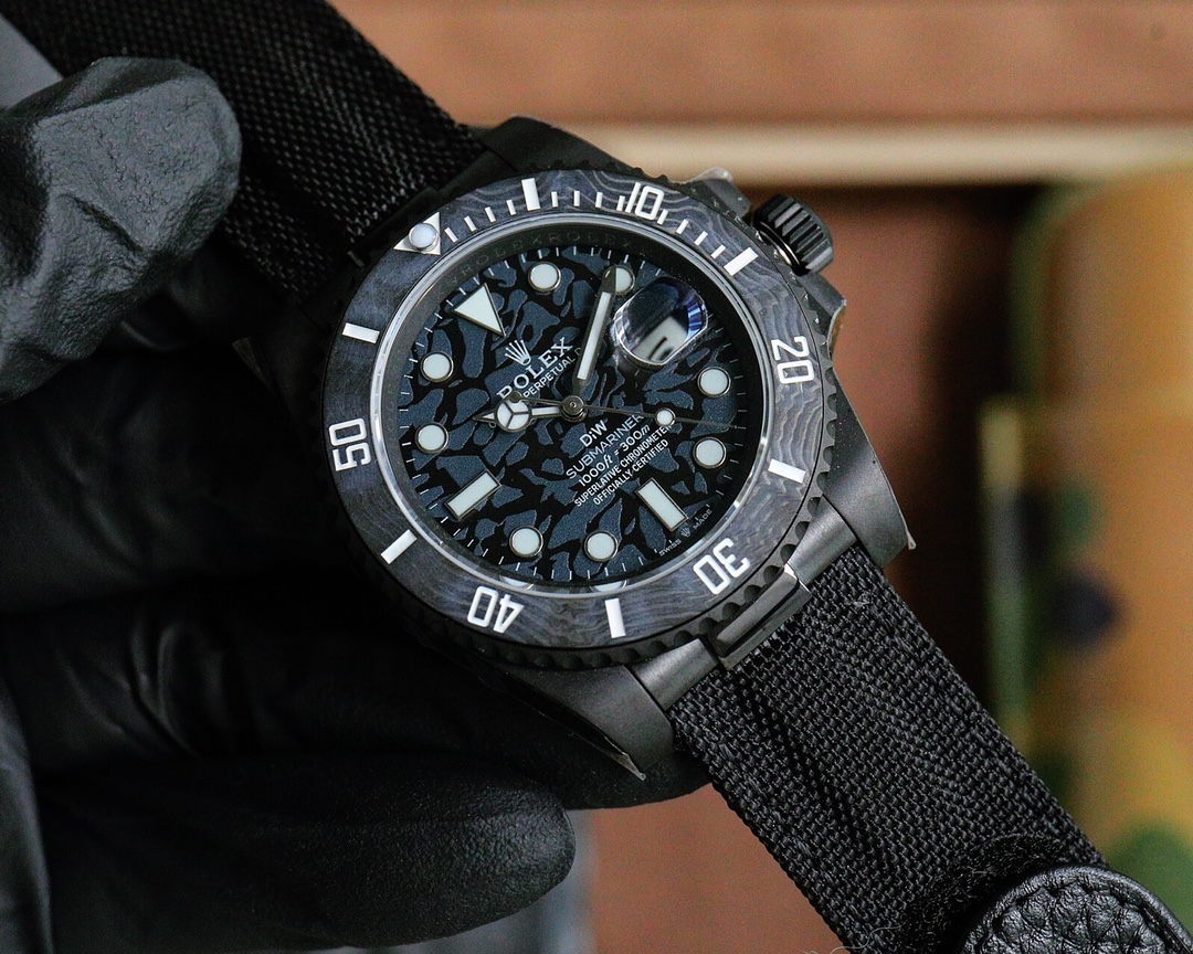 BLACK新製品発売ロレックスBLACK公式カスタム版