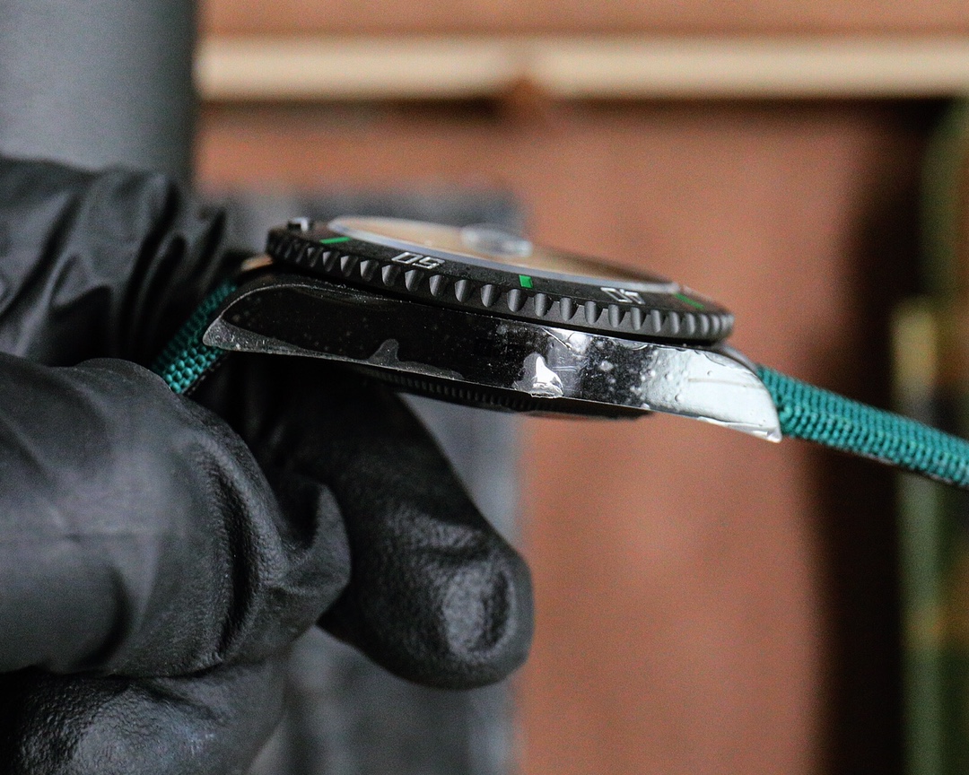 BLACK新製品発売ロレックスBLACK公式カスタム版