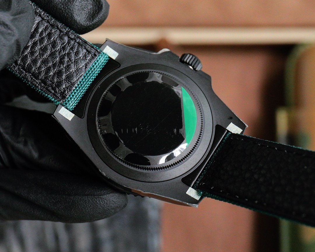 BLACK新製品発売ロレックスBLACK公式カスタム版