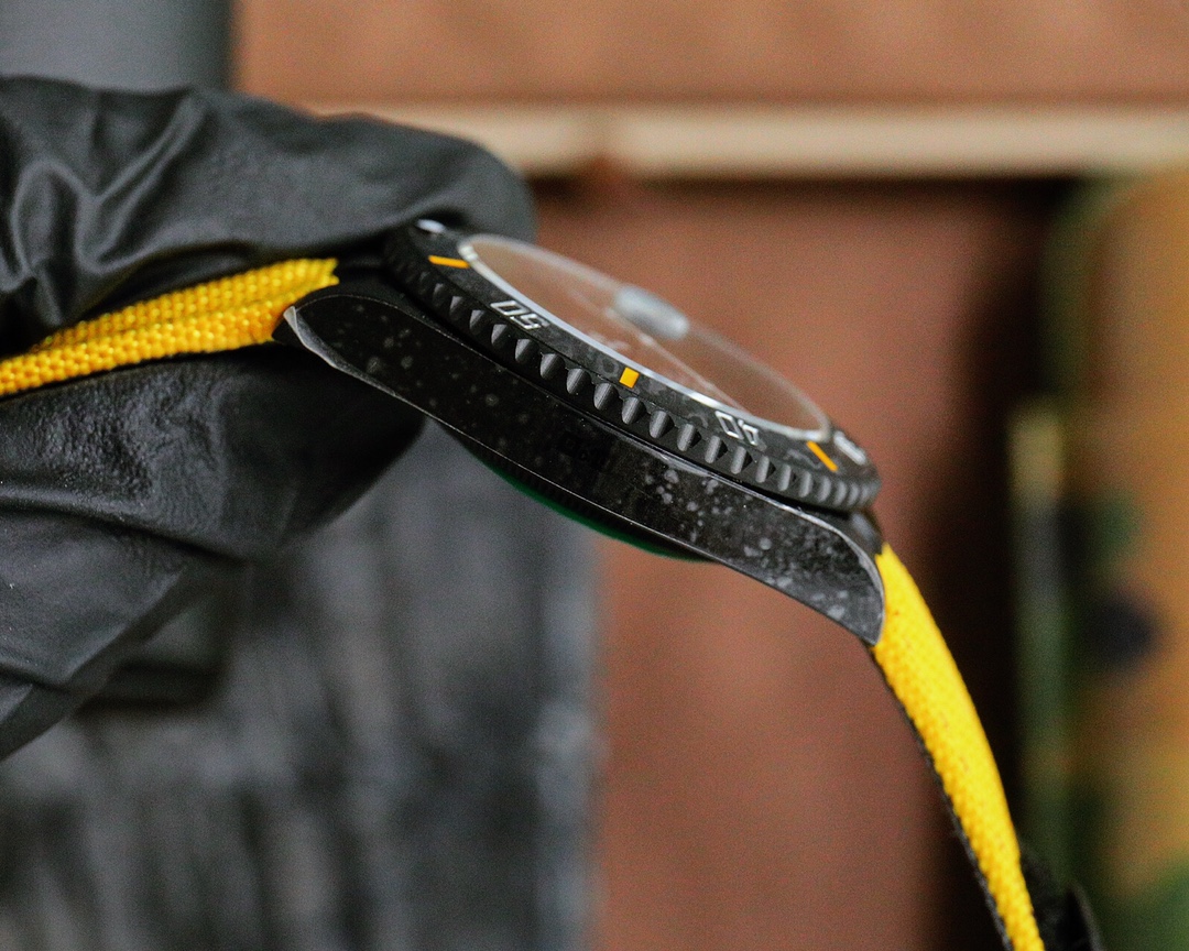 BLACK新製品発売ロレックスBLACK公式カスタム版