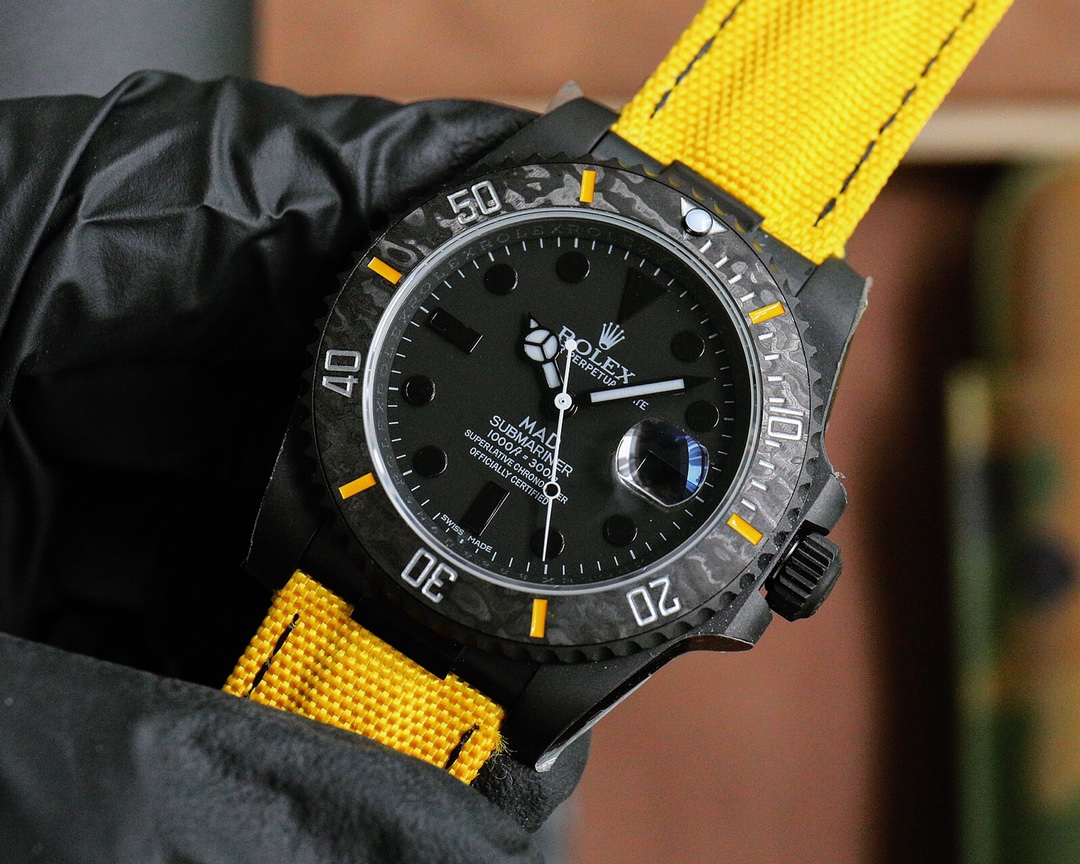 BLACK新製品発売ロレックスBLACK公式カスタム版