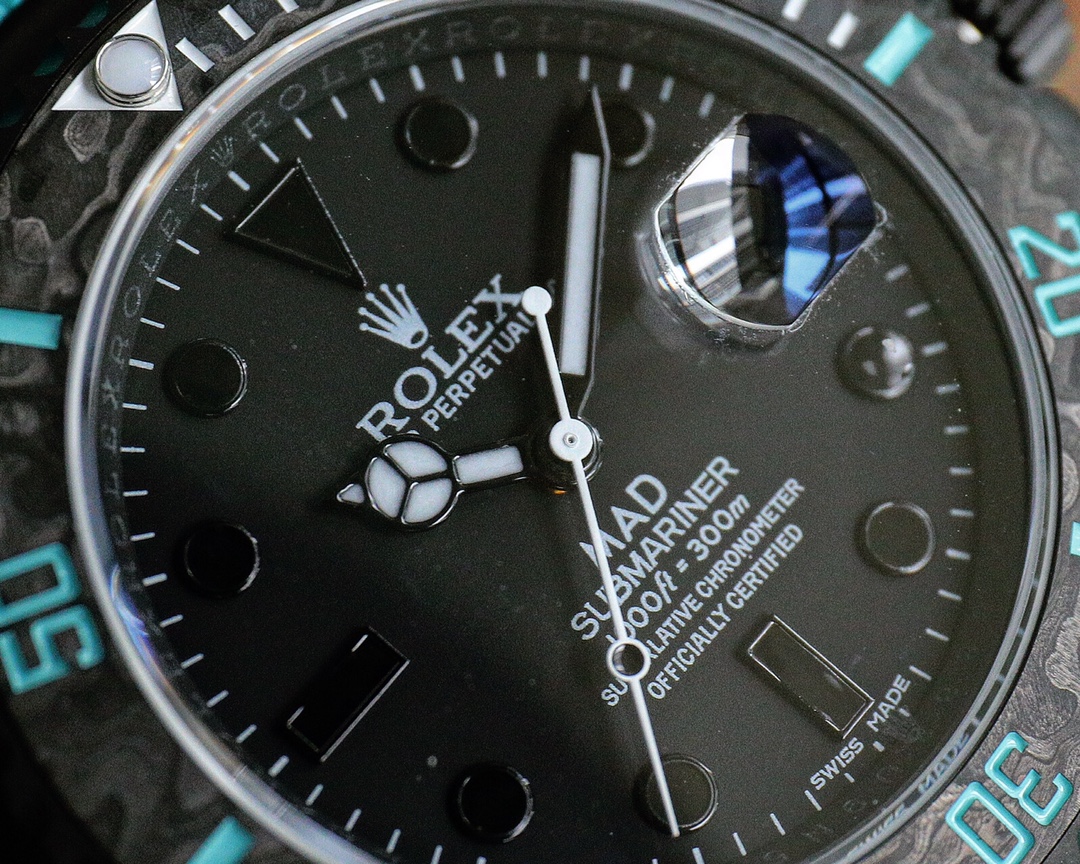 BLACK新製品発売ロレックスBLACK公式カスタム版