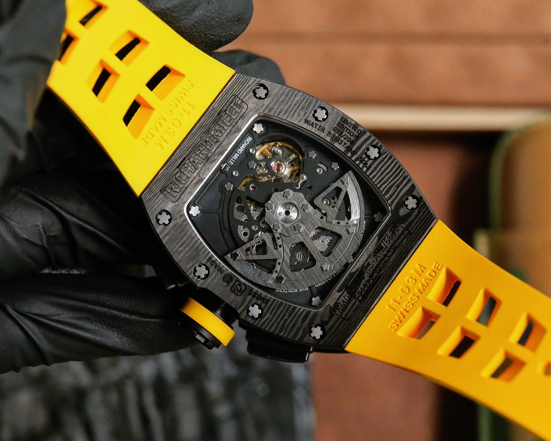 Richard Mille RM 11-03 Series: Advanced Anthropo-Engineering Designs for Landmarks with Titanium and Rose Gold Options - 图片 8