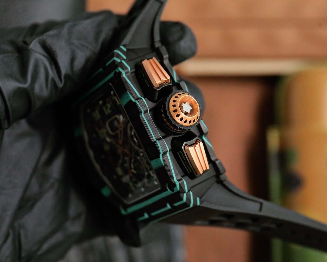 “Richard Mille RM 11-03: Advanced Aesthetic Design with Functionality in High-End Wristwatches” - 图片 5