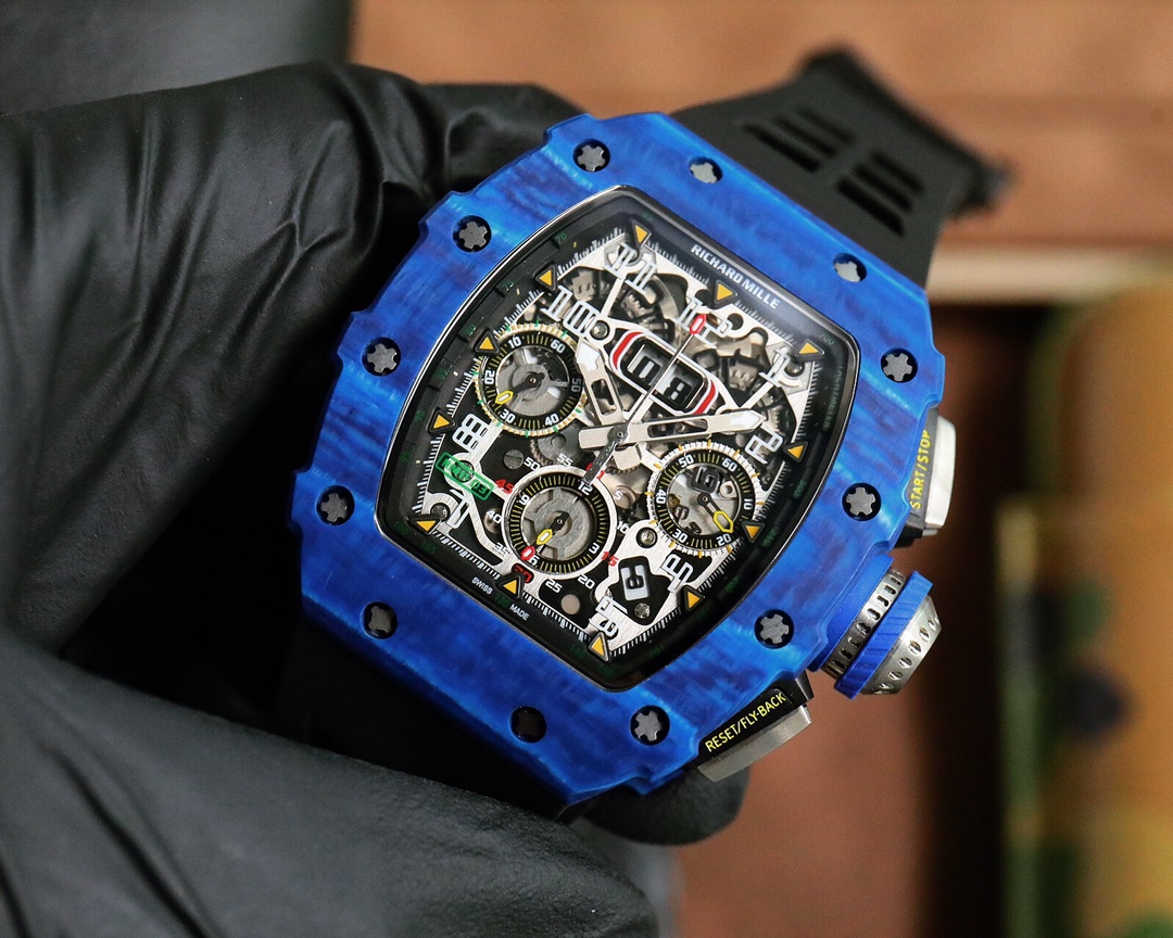Title: Richard Mille RM 11-03 Series: Advanced Design and Functionality in Luxury Watches Summary: RM 11-03 series features advanced design elements, including titanium and rose gold options - 图片 3