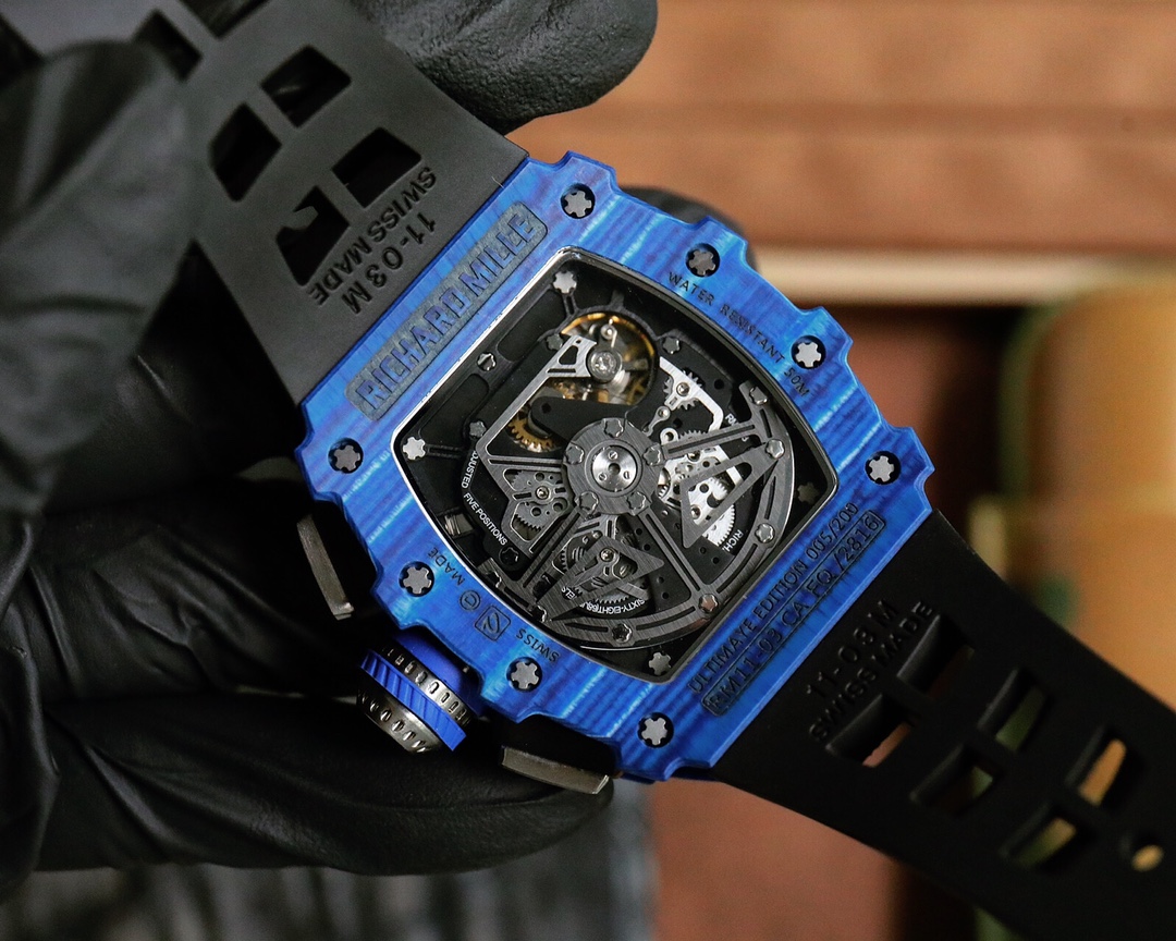 Title: Richard Mille RM 11-03 Series: Advanced Design and Functionality in Luxury Watches Summary: RM 11-03 series features advanced design elements, including titanium and rose gold options - 图片 8