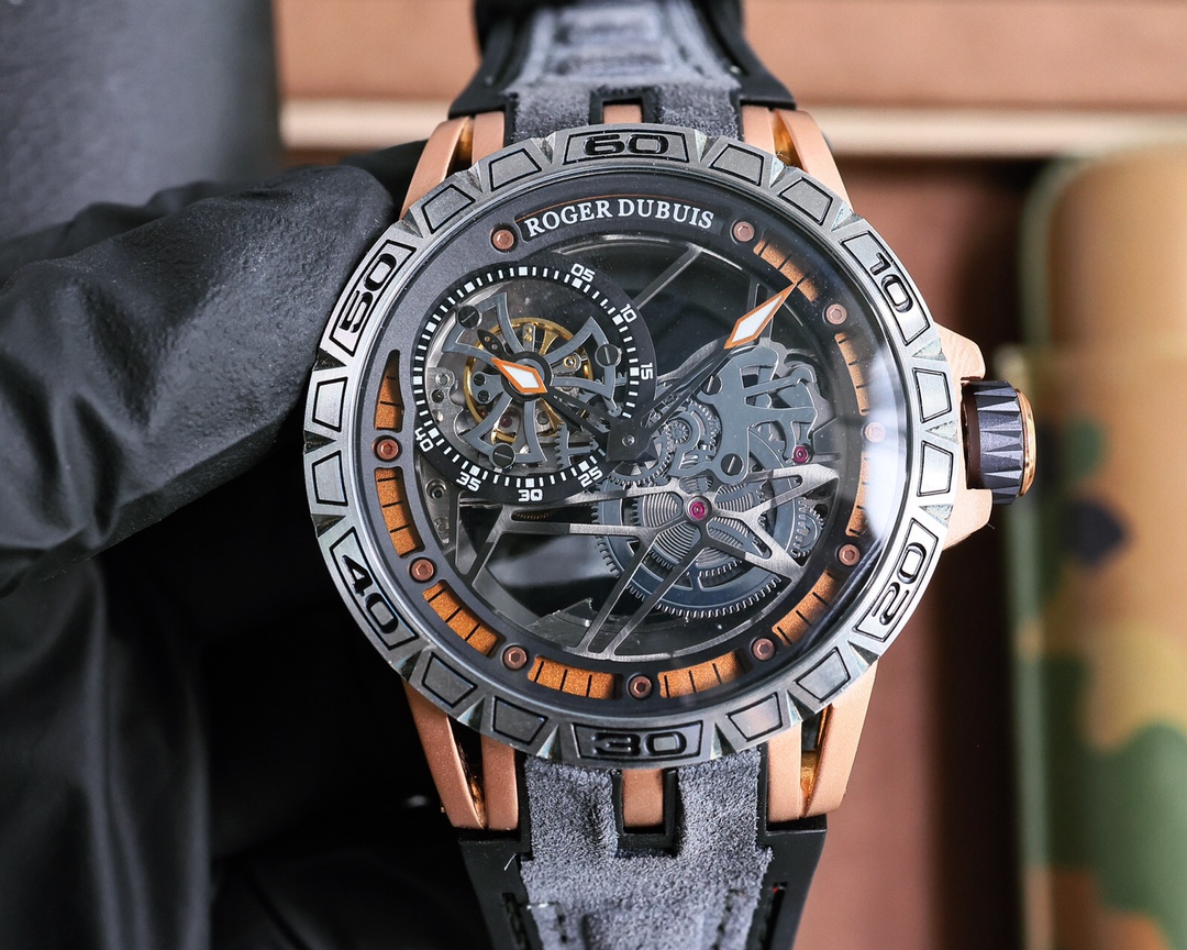 Excalibur King Series Autolink Core Watch: Power and Beauty in Motion - 图片 4