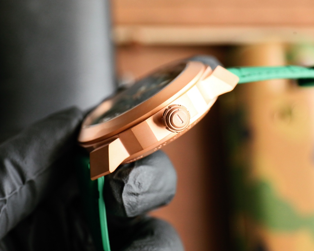 BVLGARI Octo Roma Wristwatch: High-End Design and Precision Craftsmanship - 图片 5