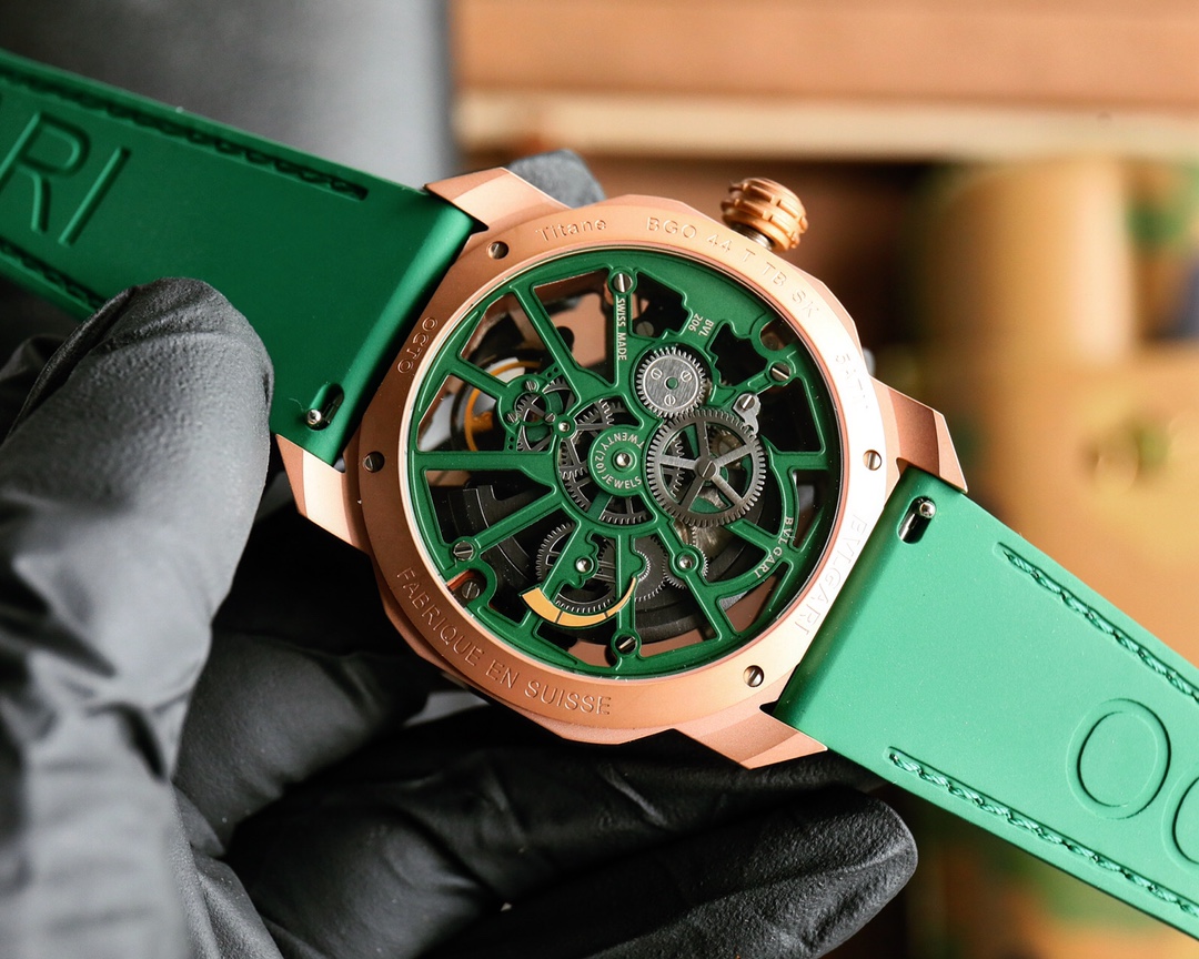 BVLGARI Octo Roma Wristwatch: High-End Design and Precision Craftsmanship - 图片 8