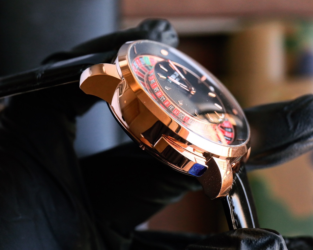 “Jack Panther’s Casino Tourbillon: A Unique Roulette Game Wristwatch with Swiss Craftsmanship” - 图片 5