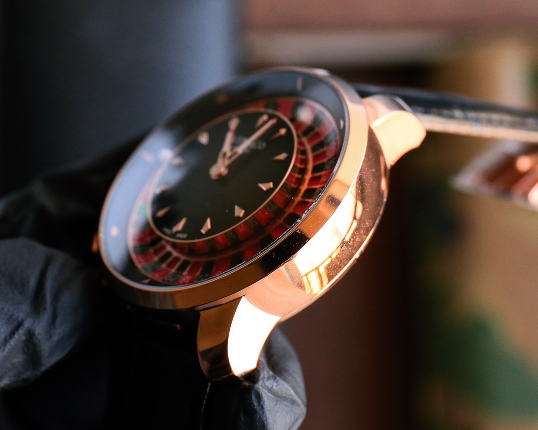 “Jack Panther’s Casino Tourbillon: A Unique Roulette Game Wristwatch with Swiss Craftsmanship” - 图片 4