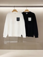 Supports exchange of P230 LV after the year. High-end customized 2025 new round neck sweatshirt. Exclusive and series carefully designed with both comfort and sophistication to enhance your dressing style this autumn. This series includes comfortable and warm, classic and fashionable first-line JJ sleeves with streamlined tailoring, practical and versatile, and a high-end luxury feel. Size: S-XL (Be sure to state your height and weight when placing an order) 1 Supports exchange of P230 LV after the year. High-end customized 2025 new round neck sweatshirt. Exclusive and series carefully designed with both comfort and sophistication to enhance your dressing style this autumn. This series includes comfortable and warm, classic and fashionable first-line JJ sleeves with streamlined tailoring, practical and versatile, and a high-end luxury feel. Size: S-XL (Be sure to state your height and weight when placing an order)