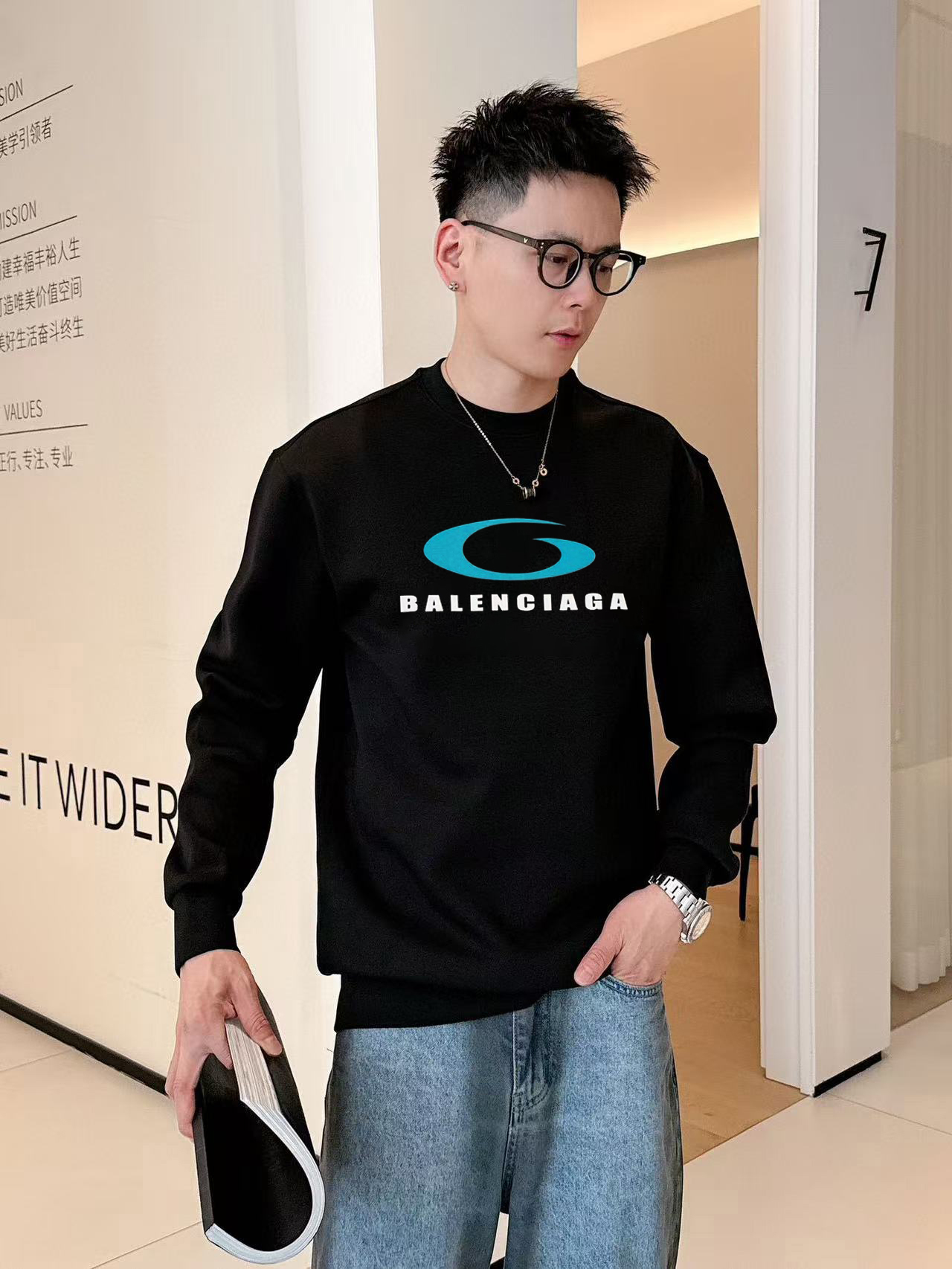 Balenciaga Men's Black Cotton Crew Neck Sweatshirt - Stylish & Comfortable