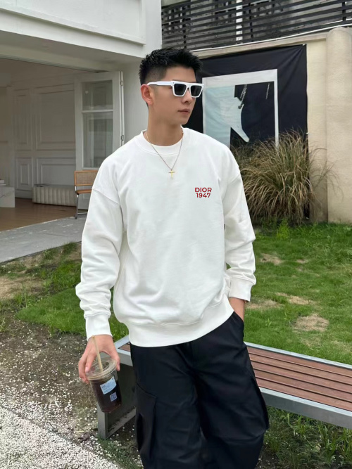 Dior Men's 2025 Collection White Cotton Crewneck Sweatshirt with Logo 23 Dior Men's 2025 Collection White Cotton Crewneck Sweatshirt with Logo