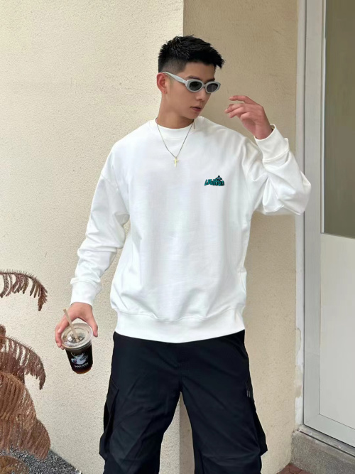 Louis Vuitton 2025 New Round Neck Sweatshirt, Pure Cotton, Comfortable 22 Louis Vuitton 2025 New Round Neck Sweatshirt, Pure Cotton, Comfortable