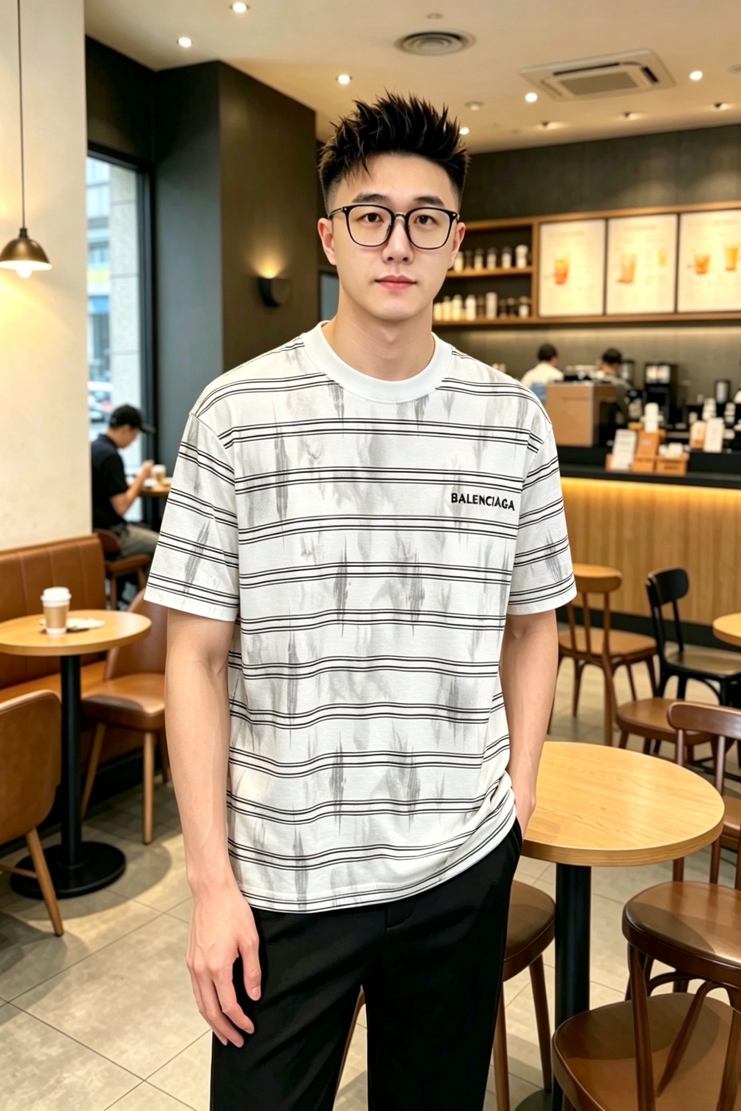 NO:834283,Balenciaga 2026 spring and summer new style debut counter latest short-sleeved round neck T-shirt, high-end customization, avant-garde and fashionable design!  The brand logo is designed with heavy craftsmanship. High-end customized cotton fabric. Soft to the touch. Comfortable to wear. Exquisite stitching at the counter level. Fine workmanship. The upper body effect is incomparably handsome!  A must-have for men and women, color black, white, size M to 3XL, balenciaga, T-shirt, tees, t-shirt,19860909巴黎世家 2026春夏新款首发专柜最新款短袖圆领T恤 高端订制 设计前卫时尚！品牌logo重工艺设计 高端定制棉面料.手感柔软.穿着舒适.专柜级别精致车线.做工精细.上身效果无敌帅气！男女必备款 颜色黑色 白色 码数M一3XL,,balenciaga,T-shirt,tees，t-shirt,,Men's clothing