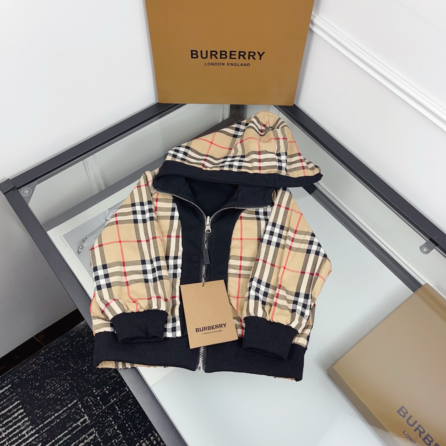Precio: mismo precio para agentes @118 reversible. Tallas: 90-140. Nuevo 🆕 🧥 Chaqueta de cuadros reversible Bur | La …